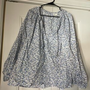 Blue and white flowered top